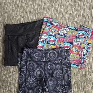 Constantly Varied Gear Kids Black, Gray & Multicolor Active Capri Set